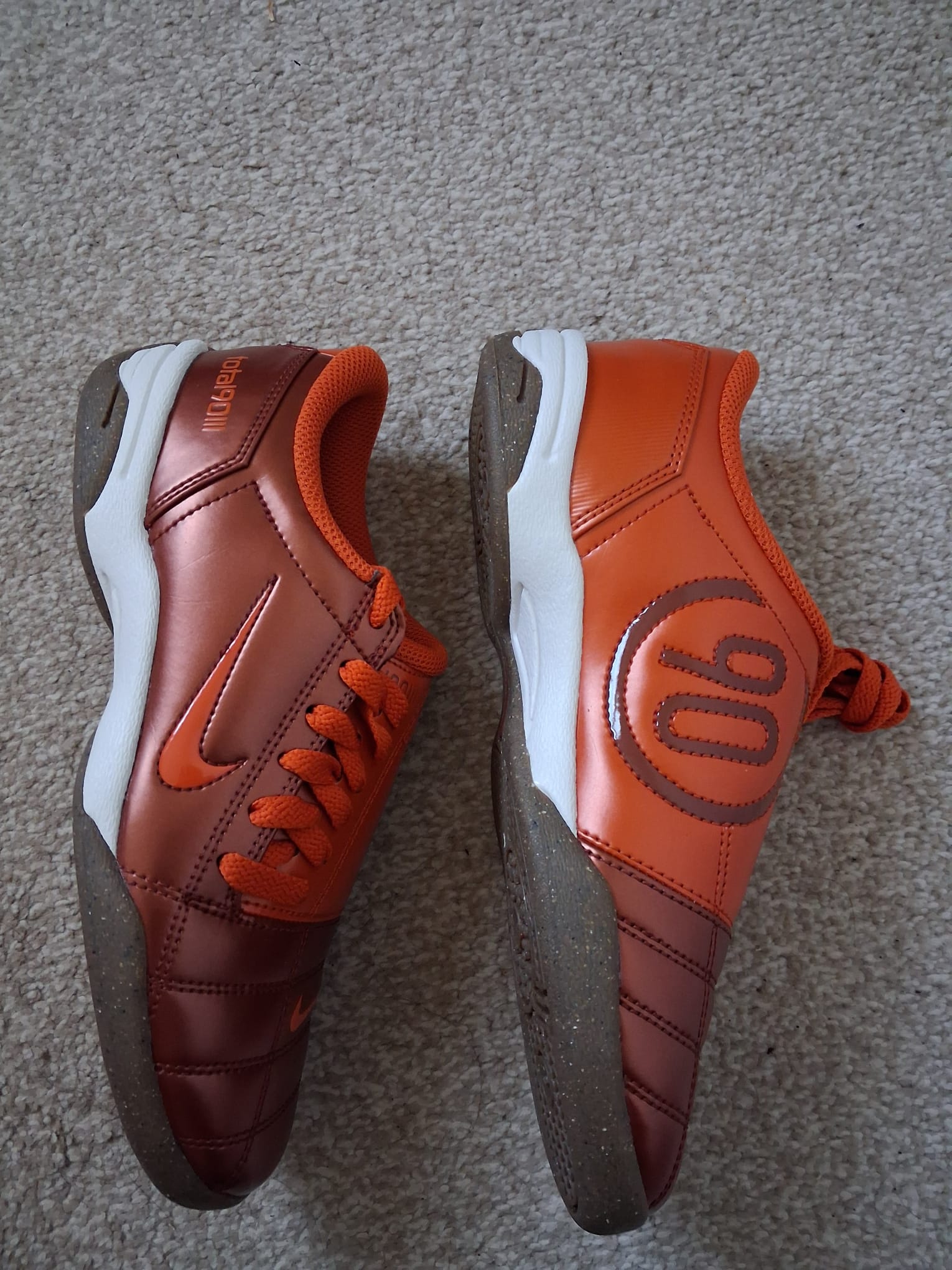 Nike Total 90 Hyper Royal/Black-Team Red/ Cinnamon Campfire Orange Sail/ Pearl White/Shadow Brown Unisex Sneakers