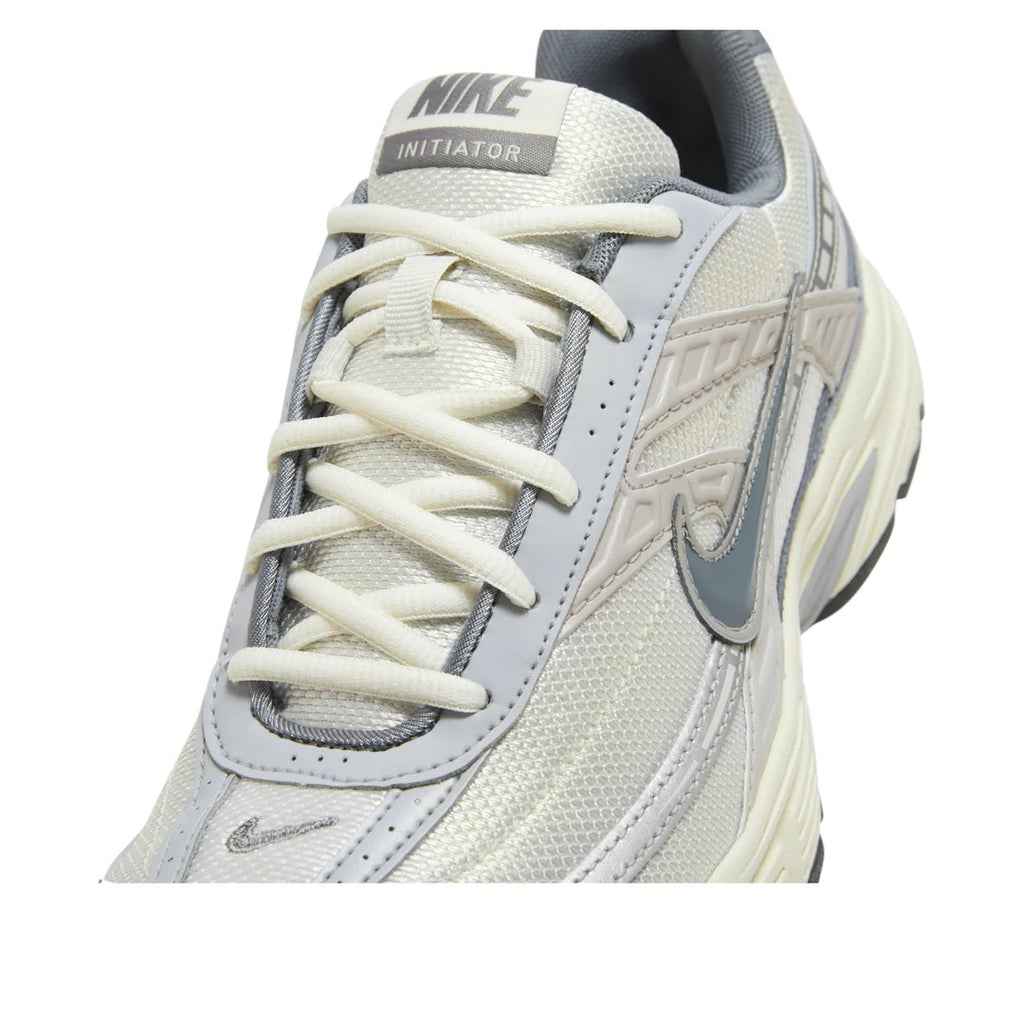 NIKE INITIATOR Light Bone/Smoke Grey UK Size 8 & 12 with Full Box
