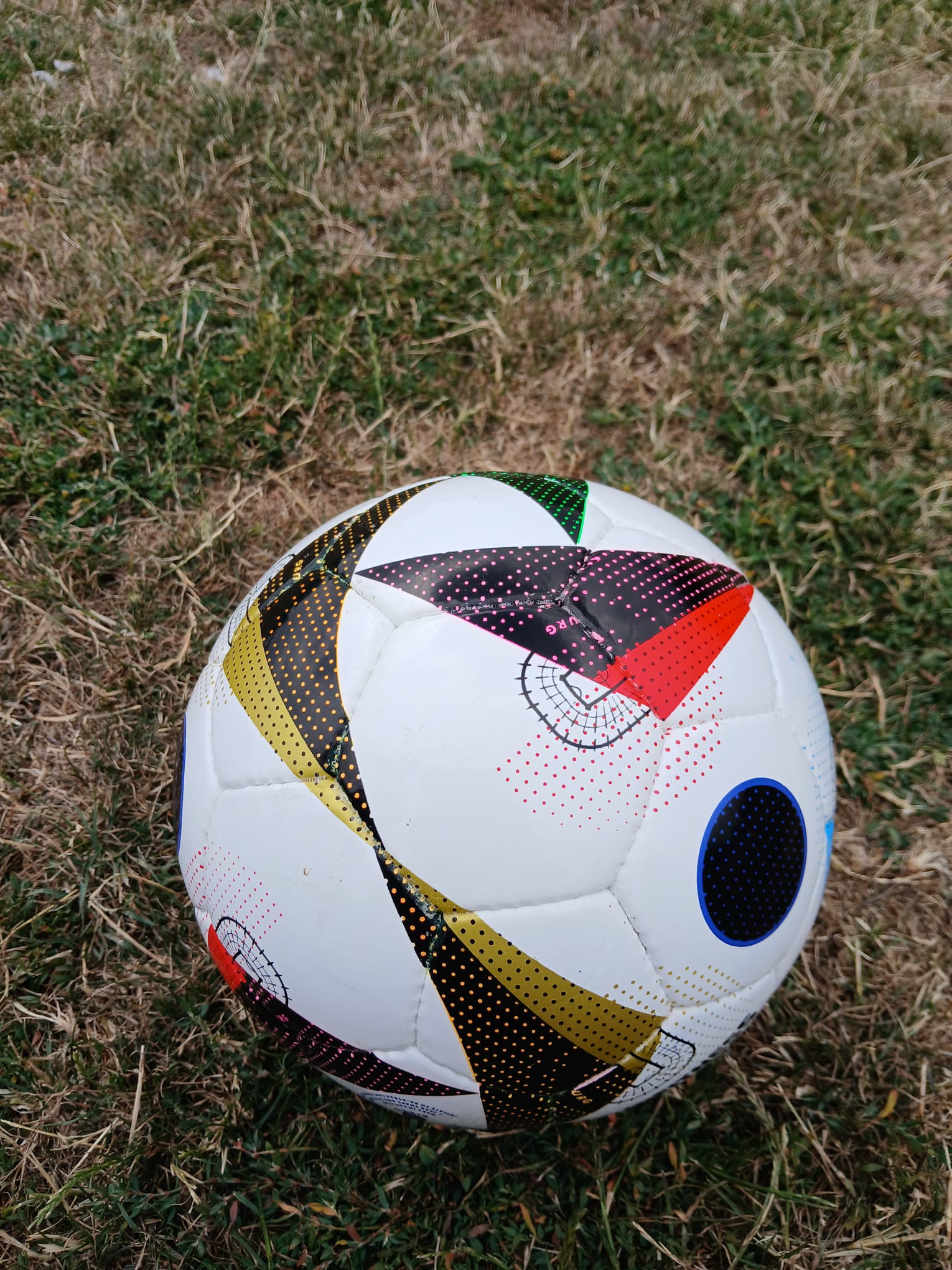 Hand Stitched 3 Layer FOOTBALL Size 5 Quality Match Ball Multicoloured