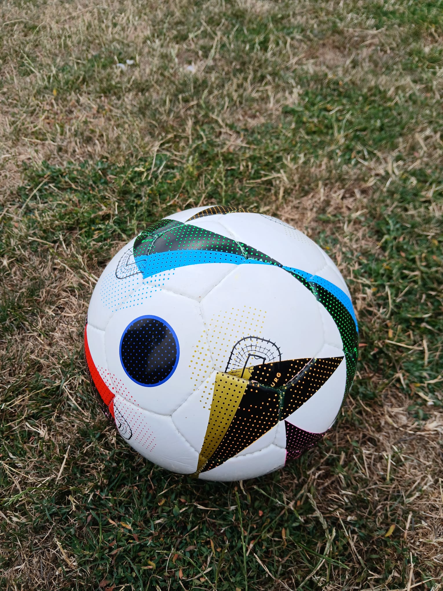 Hand Stitched 3 Layer FOOTBALL Size 5 Quality Match Ball Multicoloured