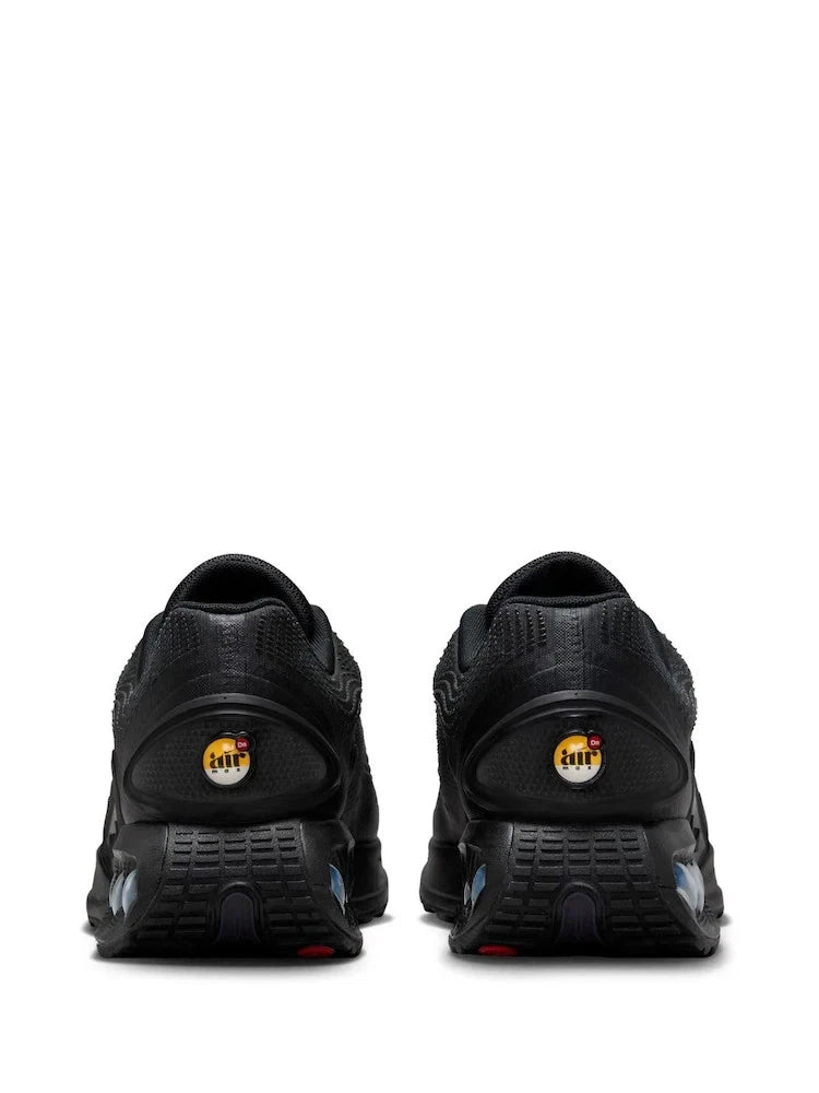 Nike Air Max DN Triple Black Size UK 6 Eur 39 Unisex Trainer DV3337 006 With Box