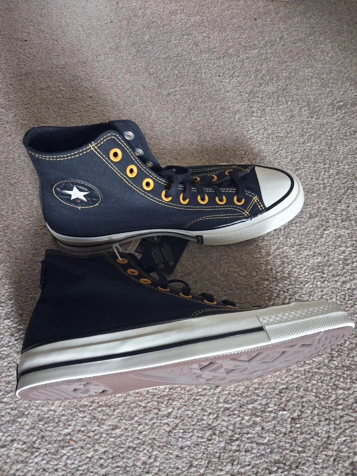 Converse Chuck 70 GTX HI Black/Sunny Angel Unisex Trainers — UK Mens 8.5 / Womens 10.5